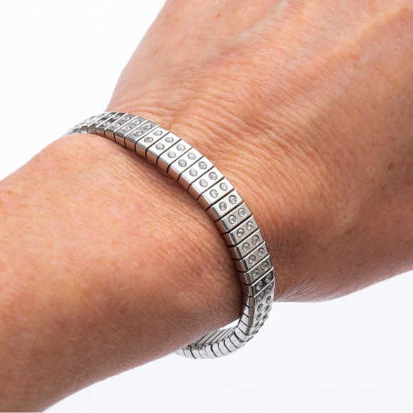 Spiedel 2 row expansion bangle minimalist stainless steel with Diamonique CZs - Picture 7 of 16